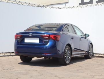 Toyota Avensis III Sedan Facelifting 2015 2.0 D-4D 143KM 2016 Toyota Avensis 2.0 D-4D, Salon Polska, Skóra, zdjęcie 4
