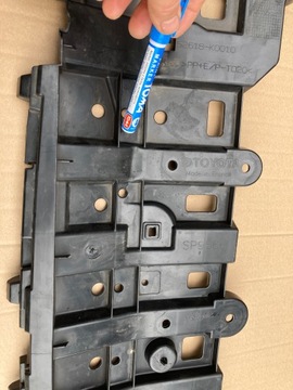 КРЫШКА ПАНЕЛЬ ПЕРЕДНЕГО БАМПЕРА TOYOTA YARIS IV 2020- 52618-K0010