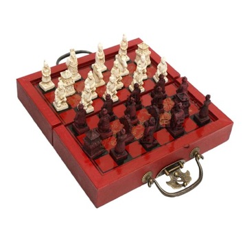 Складная настольная игра «Шахматы» Фигурки из смолы
