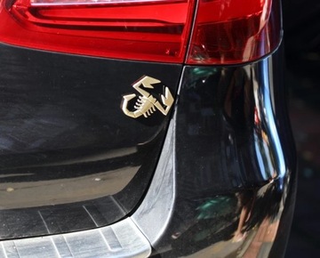 Наклейка-эмблема СКОРПИОН ABARTH 500 розовое золото 3D