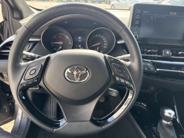 Toyota C-HR I Crossover Facelifting 2.0 Hybrid Dynamic Force 184KM 2020 Toyota C-HR 2.0 Hybrid Executive 2.0 Hybrid Execut, zdjęcie 13