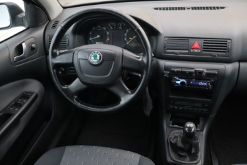 Skoda Octavia II Hatchback 1.6 MPI 102KM 2010 Skoda Octavia 1.6, Salon Polska, GAZ, Klima, zdjęcie 6