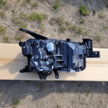 MAZDA MX30 MX-30 20R.-> LEVÝ FULL LED