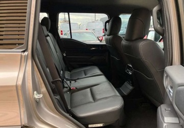 Toyota Land Cruiser VII Terenowy 5d 2.8 D-4D 204KM 2024 Toyota Land Cruiser Toyota Land Cruiser LC 2.8 D-4D Executive 2.8 Diesel, zdjęcie 20