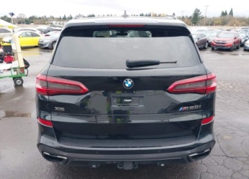 BMW X5 G05 M SUV 4.4 M50i 530KM 2020 BMW X5 M 2020r., M50i, 4.4L, od ubezpieczalni 4.4 Benzyna 530KM, zdjęcie 5