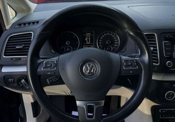 Volkswagen Sharan II Van 2.0 TDI CR BMT 177KM 2014 Volkswagen Sharan 2.0 TDI 177KM DSG 2x elektryczne drzwi panorama7 osobowy, zdjęcie 22