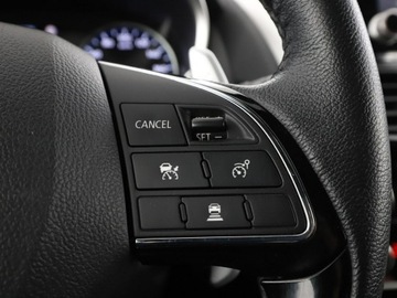 Mitsubishi Eclipse Cross SUV PHEV 2.4 188KM 2023 Mitsubishi Eclipse Cross FV23% PHEV navi 4x4, zdjęcie 29