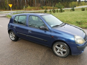 Renault Clio II Hatchback 1.2 i 16V 75KM 2001 sprzedam renault clio 1,2 benzyna