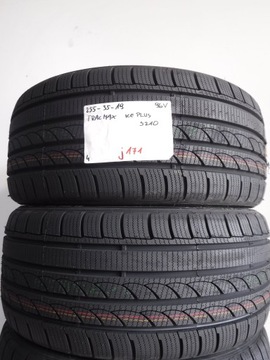 OPONY ZIMOWE TRACMAX ICE-PLUS S210 255/35/19 96V