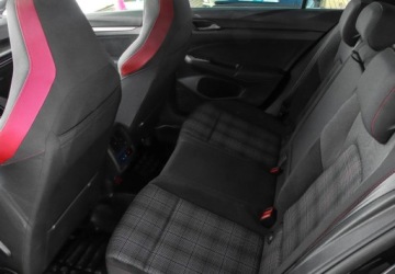 Volkswagen Golf VIII GTI Facelifting 2.0 TSI 265KM 2024 Volkswagen Golf 2.0TSI 265KM GTI, DSG, LED Matrix, Kierownica podgrzewana, zdjęcie 11