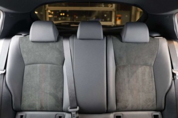 Toyota C-HR I Crossover Facelifting 1.8 Hybrid 122KM 2023 Toyota C-HR 1.8 Hybrid GPF GR Sport 1.8 Hybryda 122KM, zdjęcie 8