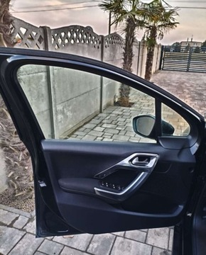 Peugeot 2008 I SUV Facelifting 1.6 BlueHDi 99KM 2018 Peugeot 2008 Peugeot 2008 1.6 BlueHDi Style 1.6 Diesel 100KM, zdjęcie 6