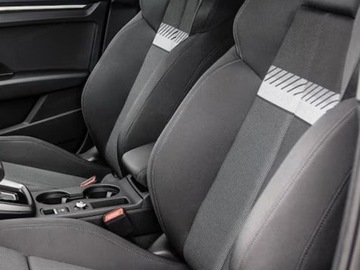 Audi A3 8Y Sportback Facelifting 1.5 35 TFSI 150KM 2025 AUDI A3 TFSI allstreet Hatchback 1.5 (150KM) 2025, zdjęcie 3