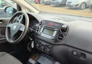 Volkswagen Golf Plus I 1.6 i 102KM 2008 Volkswagen Golf Plus 1,6 MPI 102 KM 1.6 Benzyna 102KM, zdjęcie 8