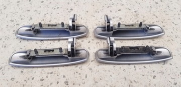 KLIKA DVEŘE PŘEDNÍ PRAVÁ MITSUBISHI COLT VI CZ