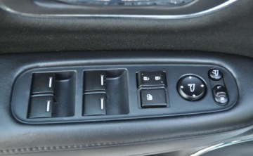 Honda HR-V II SUV 1.5 i-VTEC 130KM 2016 Honda HR-V Benzyna Panorama Klimatyzacja Kamera 1.5 Benzyna 130KM, zdjęcie 21
