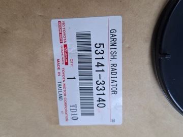 TOYOTA RAV4 V HYBRID PRIUS PLUS CAMRY ZNAK NOVÝ ORIGINÁLNÍ 53141-33140