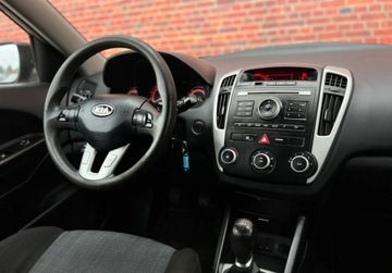 Kia Ceed I Hatchback 5d Facelifting 1.4 DOHC 109KM 2010 Kia Ceed Salon PL 2 wlasciciel czujniki Gwarancja w cenie Warszawa VLAA, zdjęcie 5