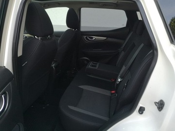 Nissan Qashqai II Crossover Facelifting 1.3DIG-T 140KM 2019 Nissan Qashqai 1.332 140KM Led Tempomat Nawi, zdjęcie 17