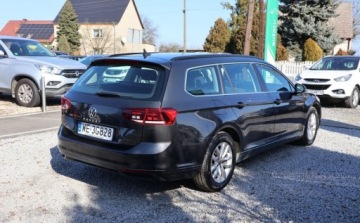 Volkswagen Passat B8 Variant Facelifting 2.0 TDI SCR 150KM 2021 Volkswagen Passat Variant VAT 23 DSG , El.reg. Foteli, Czujniki PT, Tempom, zdjęcie 5