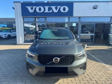 Volvo XC40 2026 VOLVO XC40 B4 Plus Dark Suv 2.0 (211KM) 2026, zdjęcie 3
