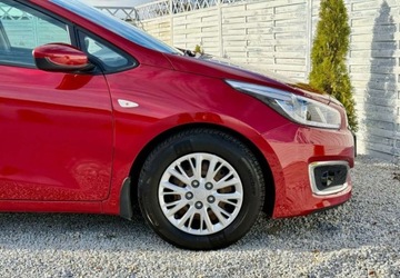 Kia Ceed II Kombi Facelifting 1.6 GDI 135KM 2016 Kia Ceed Kia Ceed Ceex27d 1.6 GDI L Business Line DCT 1.6 Benzyna 135KM, zdjęcie 25