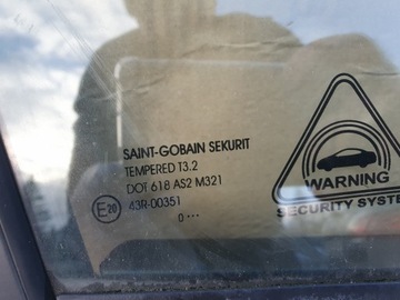 KIA VENGA 2011R SKLO (OKNO) DVEŘE PRAVÁ PŘEDNÍ