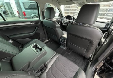 Skoda Kodiaq I SUV Facelifting 1.5 TSI 150KM 2023 Skoda Kodiaq Style, ACC, Podgrzewane fotele, Kamera cofania, Virtual Cockp, zdjęcie 8