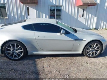 Aston Martin V8 Vantage III 2013 Aston Martin V8 Vantage 2013 4.7l 4.7 Benzyna 420KM, zdjęcie 6