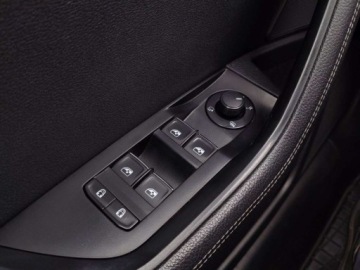 Skoda Superb III Kombi Facelifting 2.0 TDI SCR 150KM 2019 Skoda Superb Matrix Faktura VATDSGKESSYSalon PL el. fotele grzana kanapa, zdjęcie 10