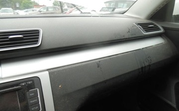 Volkswagen Passat B7 Variant 1.6 TDI CR DPF BlueMotion 105KM 2011 Volkswagen Passat 2011r, 1.6 TDI, Uszkodzony lewy bok, Pali. VAT 23 1.6, zdjęcie 13