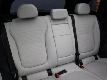 Mercedes GLC C254/X254 Coupe 2.0 220d 197KM 2026 MERCEDES-BENZ GLC 220 d 4-Matic AMG Line 2.0 (197KM) 2026, zdjęcie 11