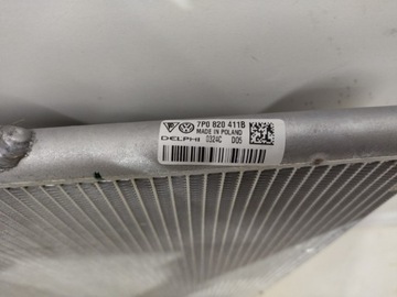 7P0820411B ORIGINÁLNÍ CHLADIČ KLIMATIZACE VW TOUAREG 2010-2018R