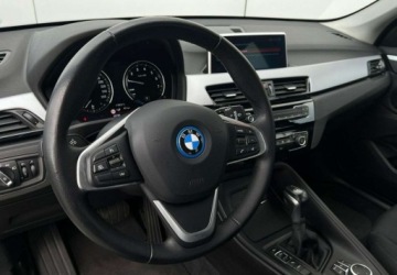 BMW X1 F48 Crossover Plug-In 1.5 25e 220KM 2021 BMW X1 Maly przebieg Faktura VAT 23 1.5 Hybryda Plug-in 220KM, zdjęcie 12