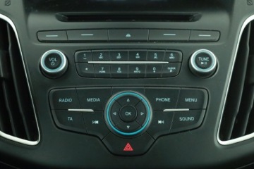 Ford Focus III Kombi Facelifting 1.5 TDCi 95KM 2016 Ford Focus 1.5 TDCi, Salon Polska, Klima, zdjęcie 10