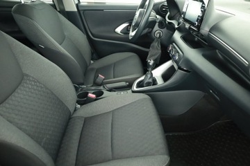 Toyota Yaris IV Hatchback 1.5 Dynamic Force 125KM 2023 Toyota Yaris 1.5 VVT-i, Salon Polska, zdjęcie 6