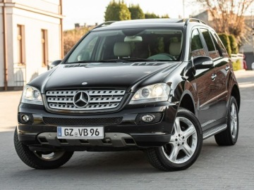 Mercedes Klasa M W164 Off-roader 3.0 V6 (320 CDI) 224KM 2008 Mercedes ML 320 4 Matic Full Opcja ! Serwisowany !