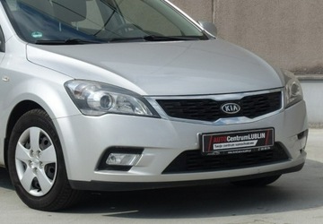 Kia Ceed I Hatchback 5d Facelifting 1.6 CRDi VGT 115KM 2012 Kia Cee&#039;d 1.6, zdjęcie 3