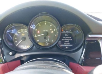 Porsche Macan 2022 Porsche Macan 2022, 2.0L, 4x4, od ubezpieczalni 2.0 Benzyna 261KM, zdjęcie 12