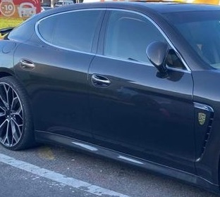 DVEŘE PANAMERA 970 FACELIFT PRAVÝ PŘEDNÍ NEBO ZADNÍ KOMPLETNÍ