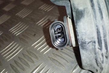 HALOGEN PRAVÝ PŘEDNÍ MERCEDES-BENZ C (W204) A2128201056 2.1L DIESEL 100KW