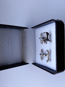 Запонки для рубашки Dog Dog with a Bone