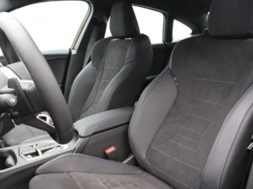 BMW Seria 2 F74 2025 BMW Seria 2 Gran Coupe 220 Sport Sedan 1.5 (170KM) 2025, zdjęcie 5