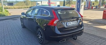 Volvo V60 I Kombi Facelifting 2.0 D4 DRIVE-E 181KM 2014 Volvo V60 Volvo V60 D4 Geartronic Ocean Race 2.0 Diesel 181KM, zdjęcie 3