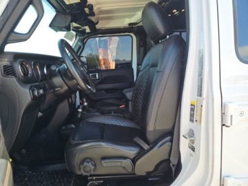 Jeep Gladiator 2021 Jeep Gladiator High Altitude Edition 2021 3.6 Benzyna 285KM, zdjęcie 8