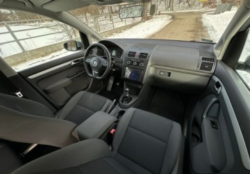 Volkswagen Touran II 1.6 TDI 105KM 2010 Volkswagen Touran 1.6 TDI, Nawigacja Kamera cofania Android Radio 1.6, zdjęcie 9