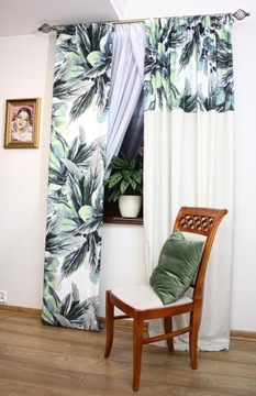 Материальная бархатная велюровая ткань для штор с большими зелеными цветками шириной 150