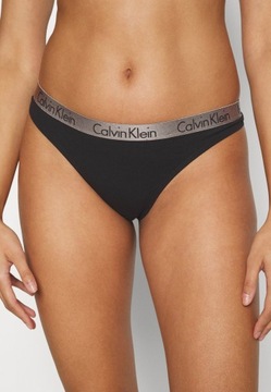 Majtki stringi 3-pack Calvin Klein M