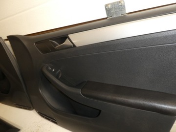 КОМПЛЕКТ ОБИВКИ БАНКОВСКОЙ ДВЕРИ VW JETTA 5C