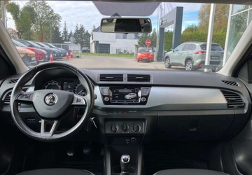 Skoda Fabia III Hatchback Facelifting 1.0 TSI 95KM 2020 Skoda Fabia Skoda Fabia 1.0 TSI Active Benzyna 95KM, zdjęcie 17
